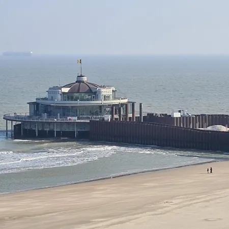 Seafront In Apartamento Blankenberge